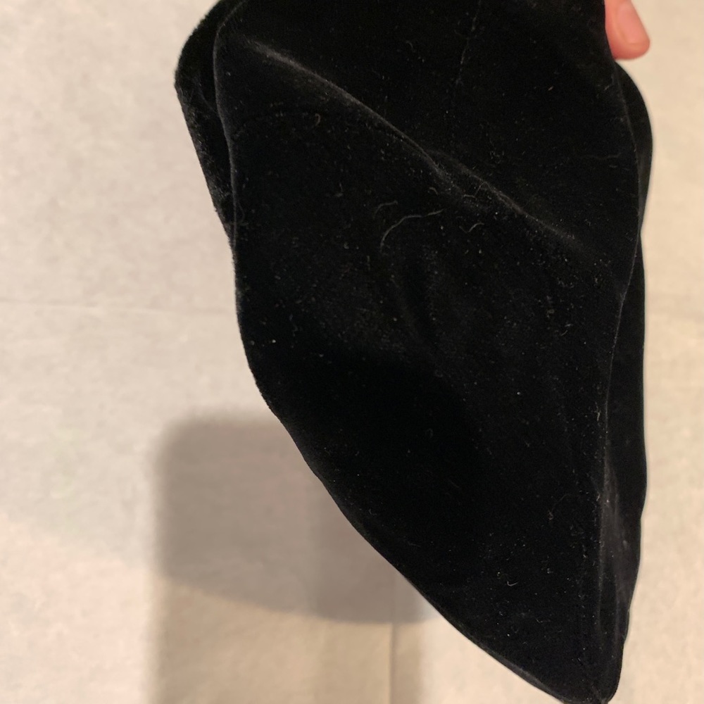Vintage Black Velvet Beret Size Medium